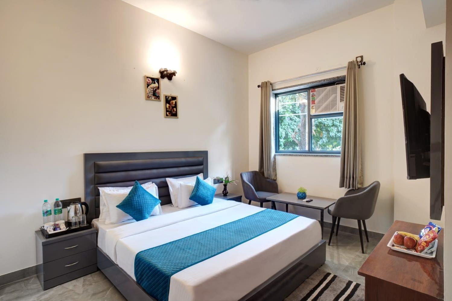 Hotel Elite Grand Near Kailash Hospital Noida Kültér fotó