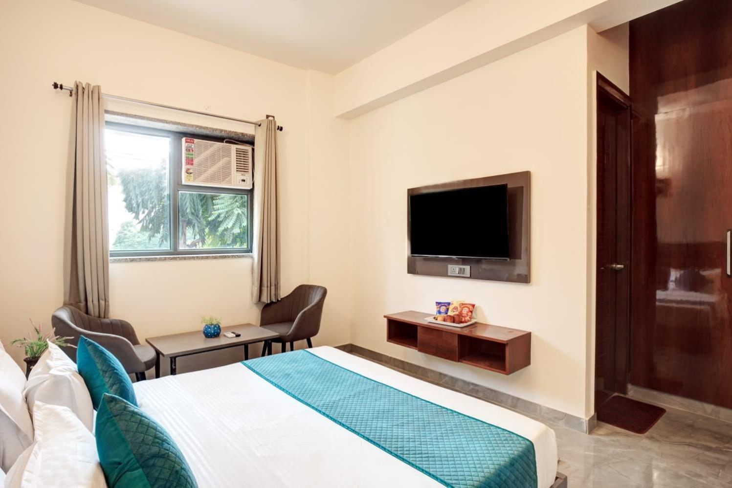 Hotel Elite Grand Near Kailash Hospital Noida Kültér fotó