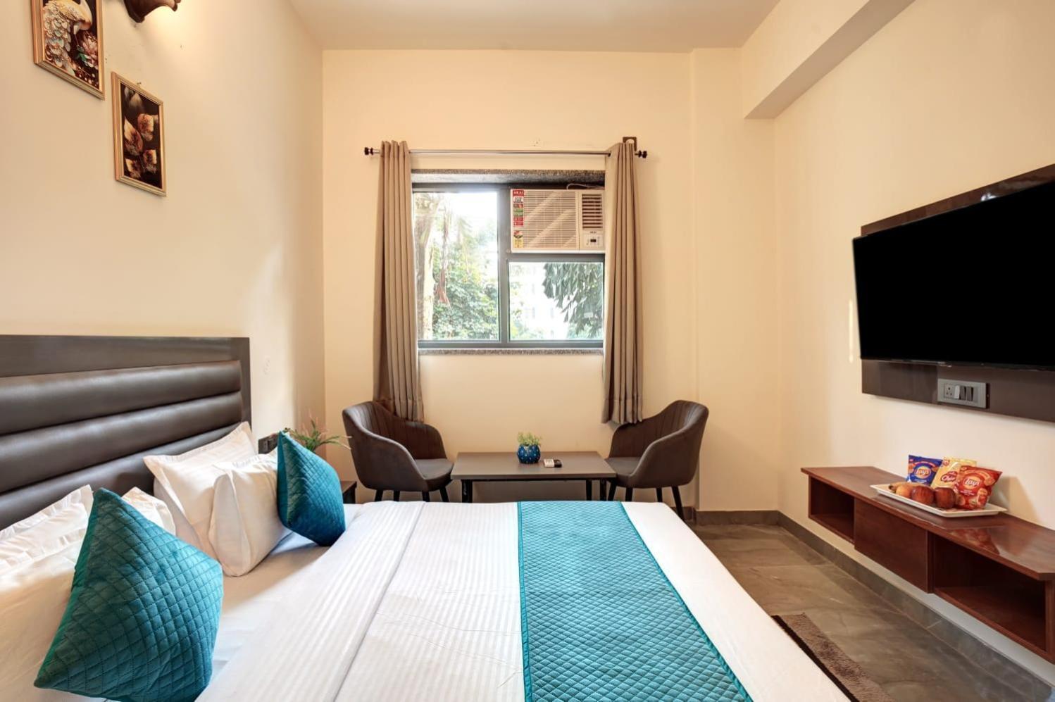 Hotel Elite Grand Near Kailash Hospital Noida Kültér fotó